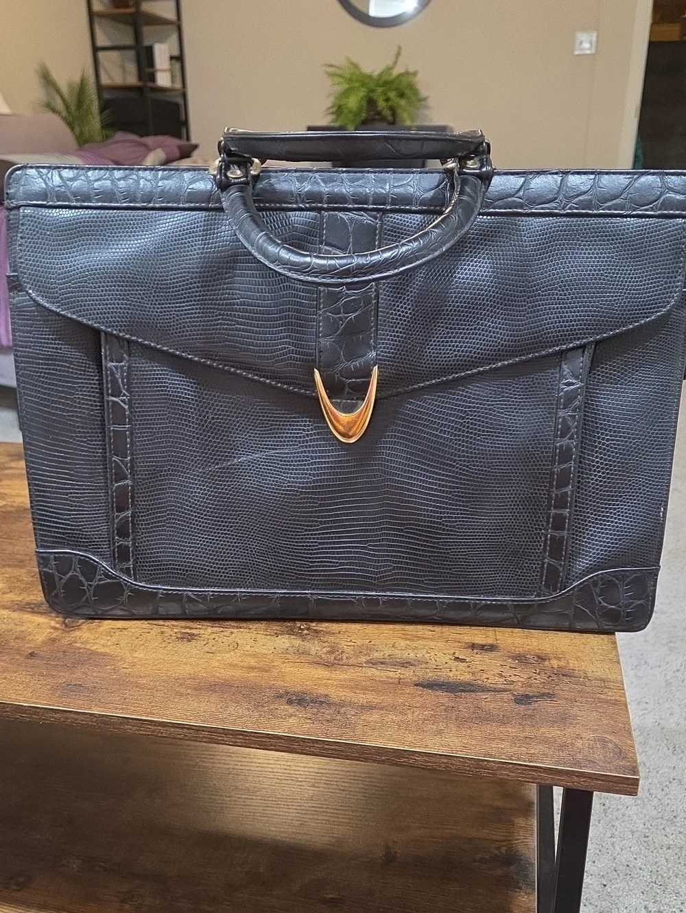VINTAGE Jackson Black Croc-Embossed Leather Briefcase with Gold Accent Project